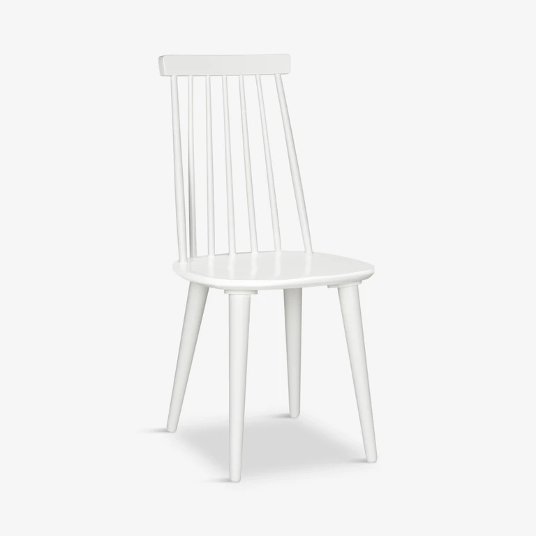 silla blanca.webp